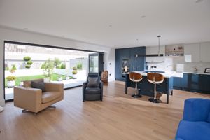 Sitting Room- click for photo gallery